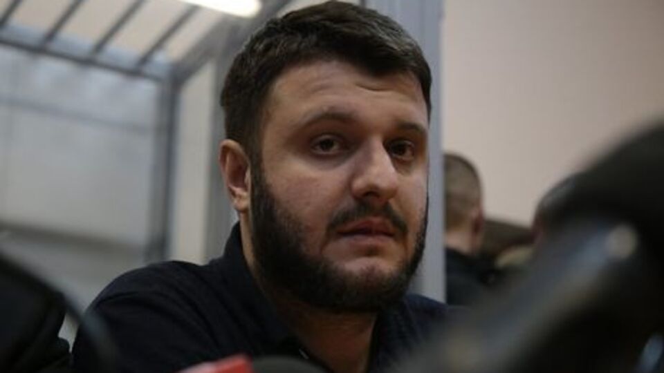 1 ноября Александру Авакову избрали меру пресечения в виде личного обязательства