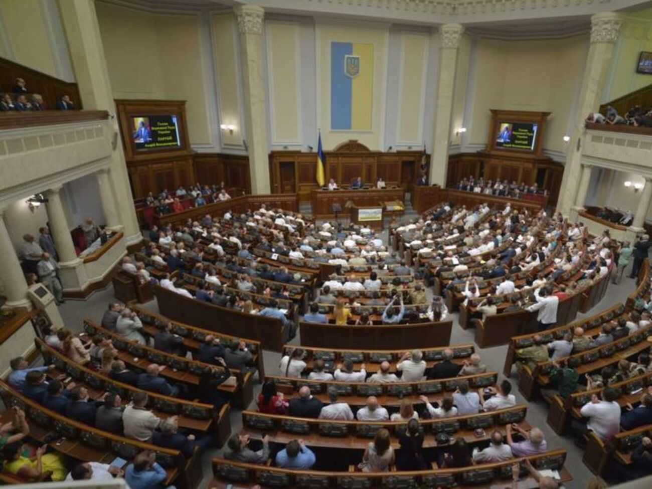 Тільки 31 нардеп підтримав відставку Авакова