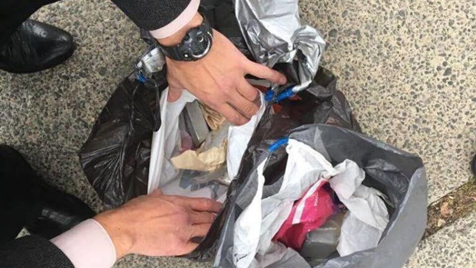 Підозрюваних затримали під час спроби відправити кадмій через перевізників
