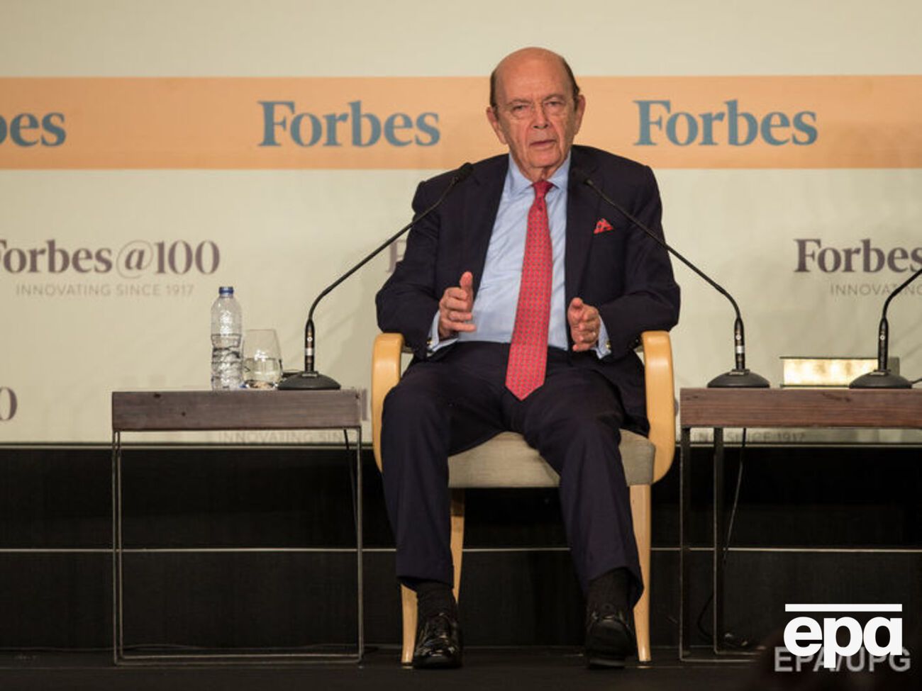 Росса виключили з рейтингу Forbes