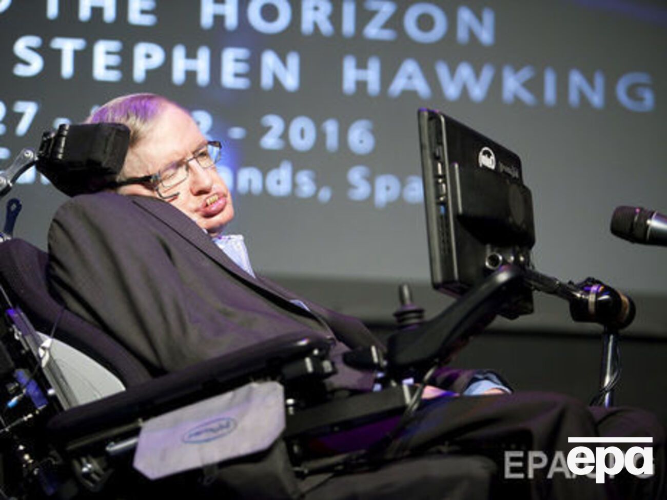 Хокинг обратился к инвесторам с просьбой поддержать его проект&nbsp;Breakthrough Starshot
