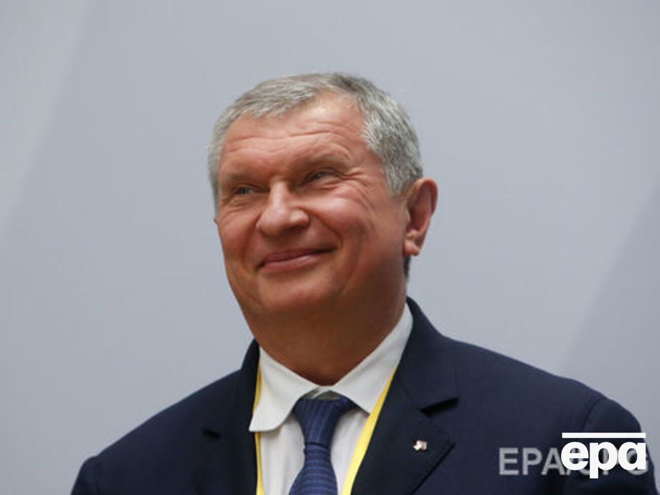 Сечину пришлют повестку в суд на 13 ноября