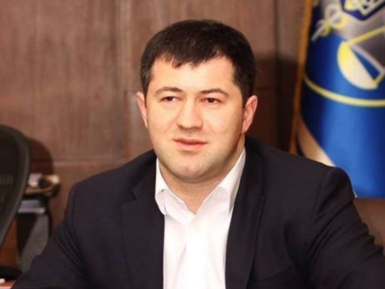 7 березня Насірова заарештували, він вийшов під заставу