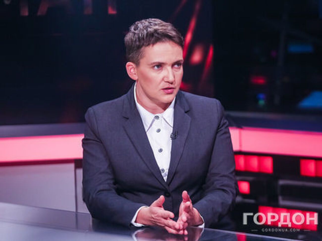 Савченко: Відкрию фонд, скажу людям: "По гривні" і буду дивитися, варто мені чи не варто йти у президенти