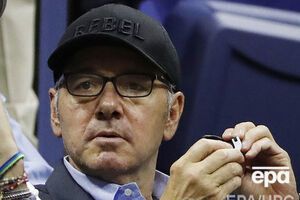 По словам брата Спейси, у актера было тяжелое детство