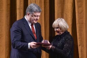 Порошенко: Я щасливий тим, що нам пощастило жити в епоху Ади Роговцевої