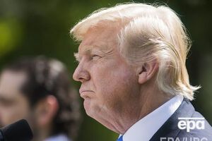 Трамп спить приблизно п'ять–шість годин на день, зазначає газета