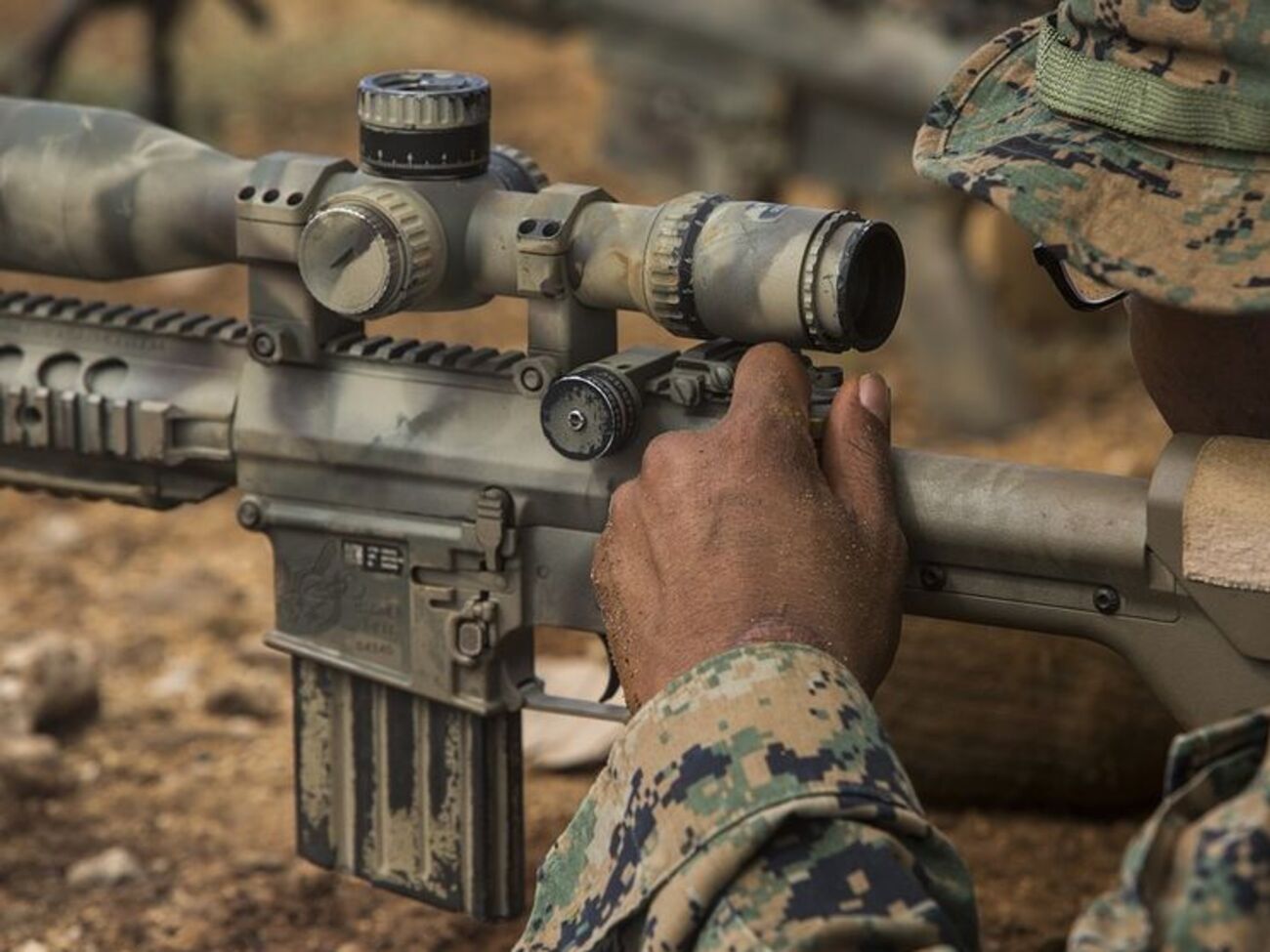 Поліцейський стріляв із гвинтівки