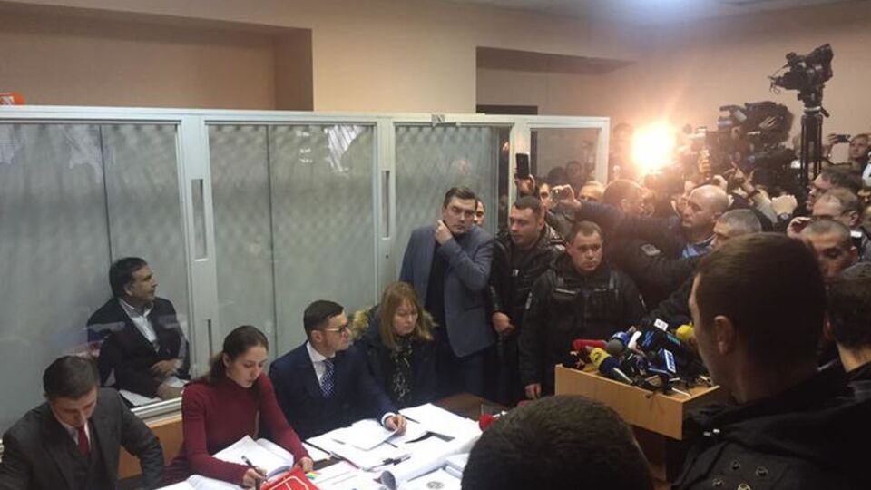 На думку захисту Саакашвілі, сторона обвинувачення збирала докази незаконним способом