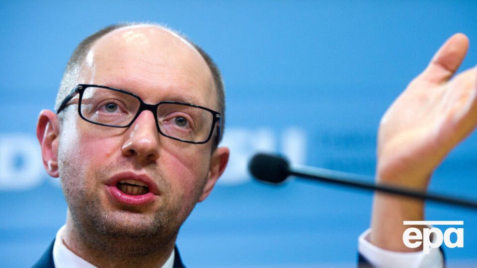 Яценюк: Чи зобов'язаний був Янукович повернутися в Україну? Так!