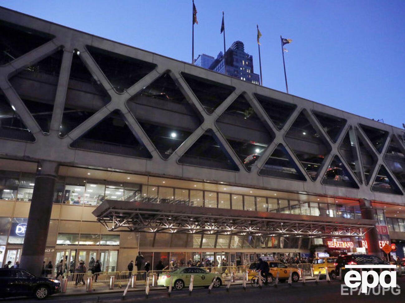 Три линии метро эвакуированы