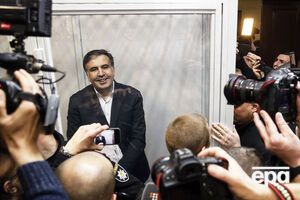 Суд избирает меру пресечения Саакашвили. Фоторепортаж