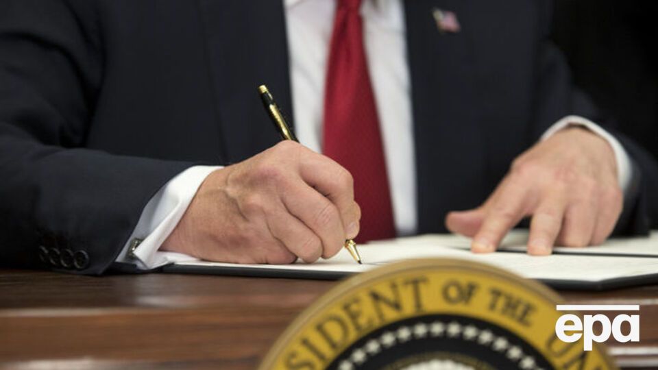 Директива Трампа передбачає підготовку марсіанської місії США