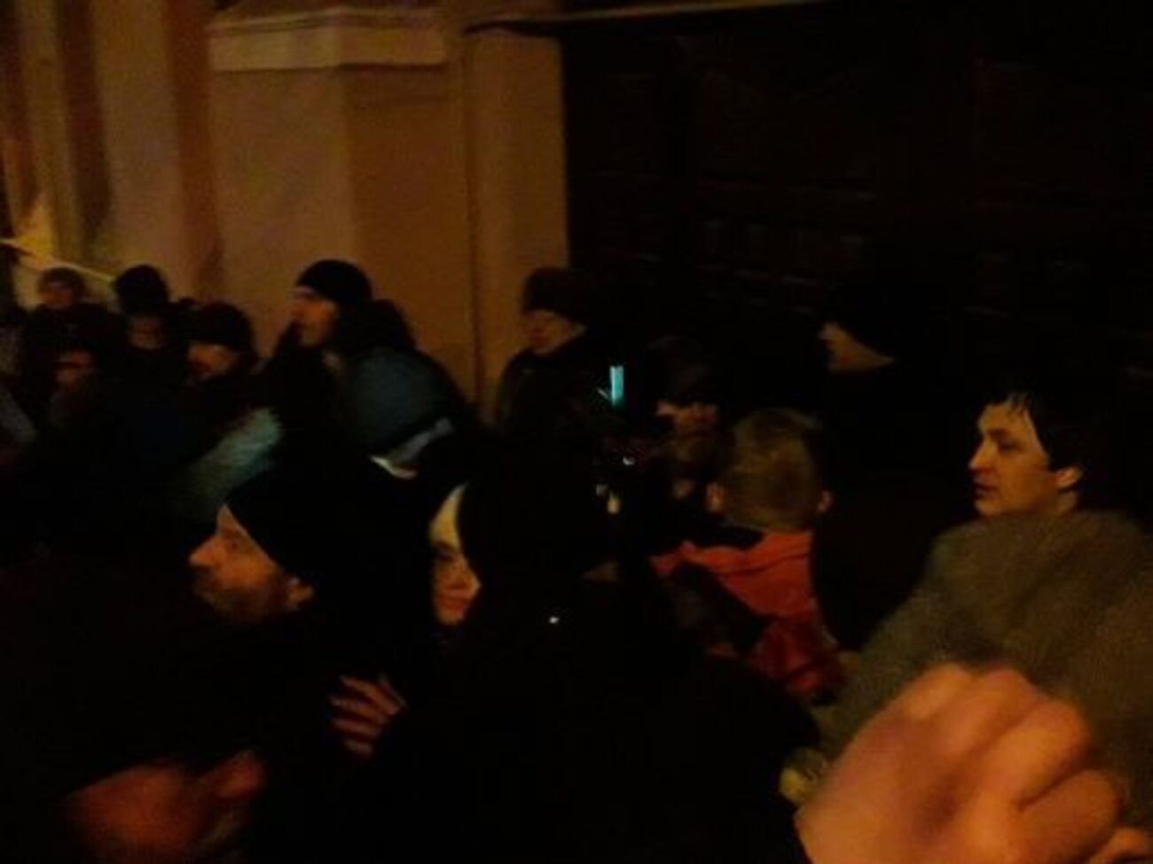 Саакашвили привели к его киевскому дому