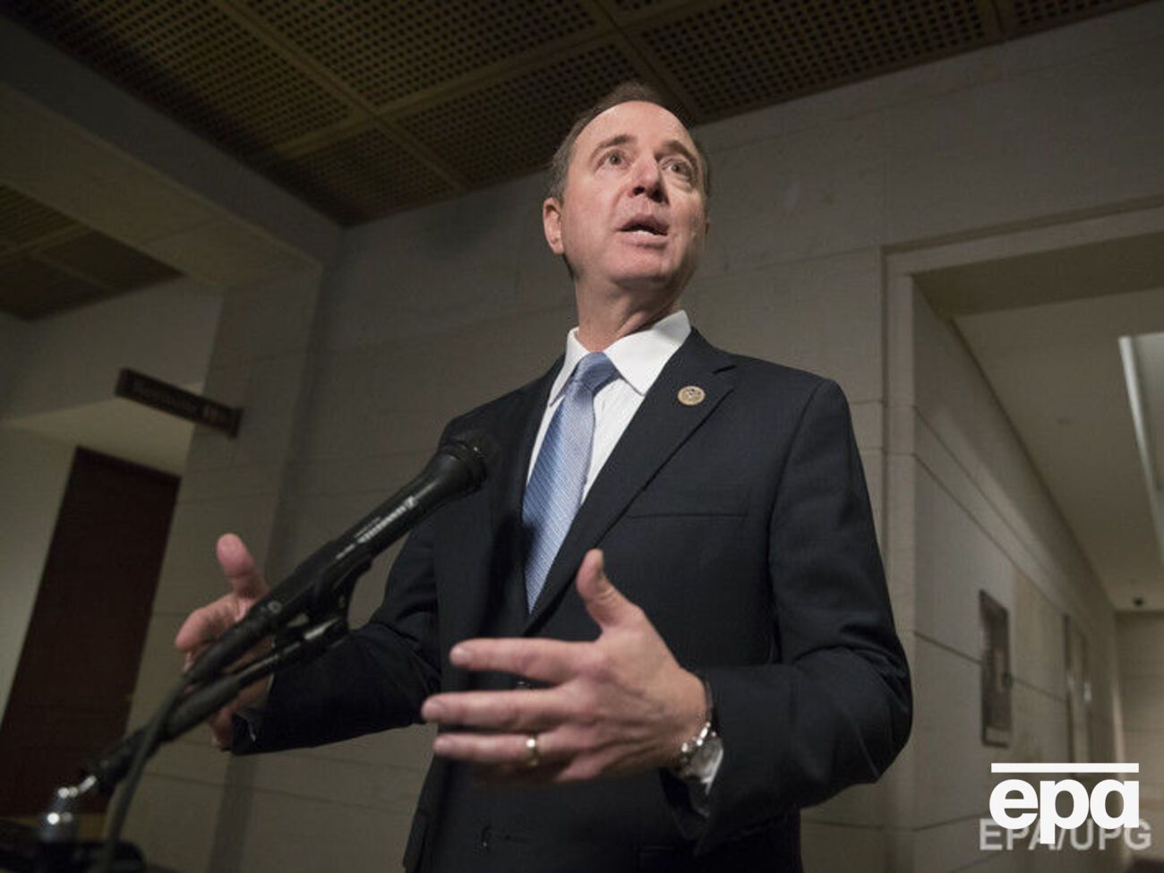 Сешнсу дозволили не розповідати про зустрічі з Кисляком