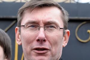 Луценко: Прокуратура АР Крим у межах провадження про будівництво Керченського мосту опрацьовує із зарубіжними партнерами перспективи заочного засудження