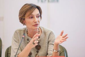 Рожкова: Банк нужно поддерживать живыми деньгами
