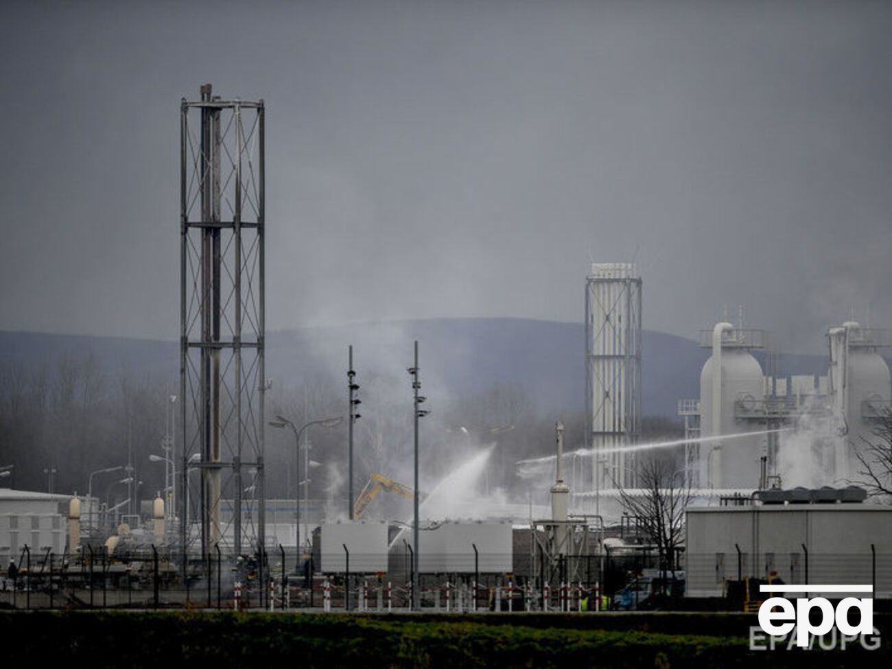 Расследование причин взрыва на газовом хабе в Австрии продолжается