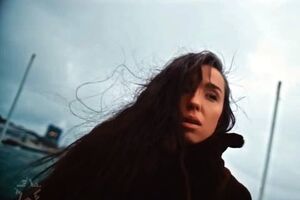 Суворова представила клип