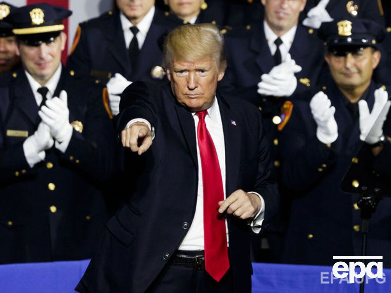 Трамп підписав закон 12 грудня