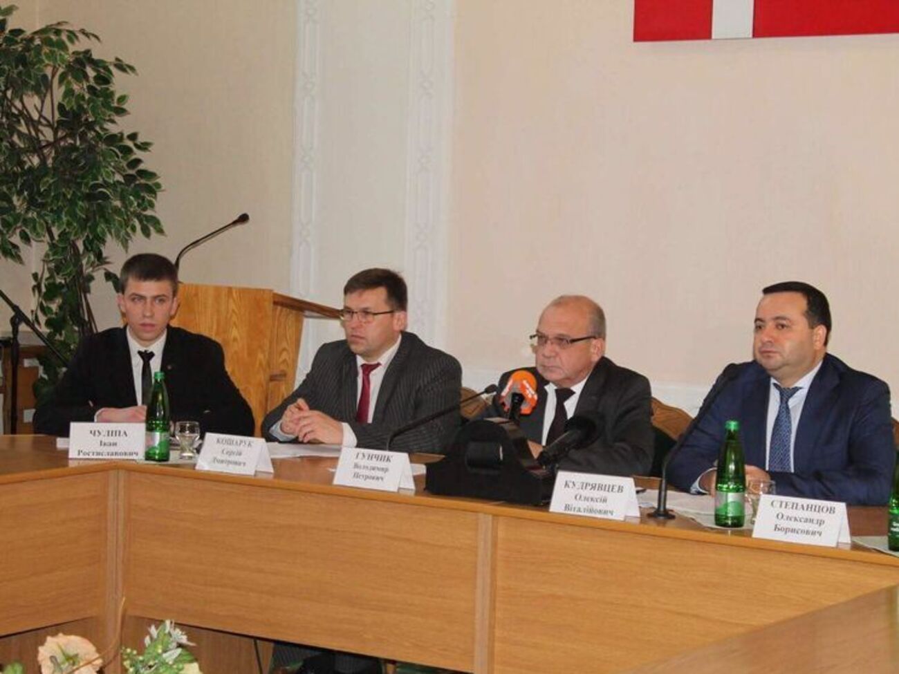 Олексій Кудрявцев відрекомендував нового начальника управління ДАБІ у Волинській області Івана Чуліпу