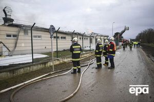 После аварии была развернута широкомасштабная операция пожарных бригад и спасательных служб