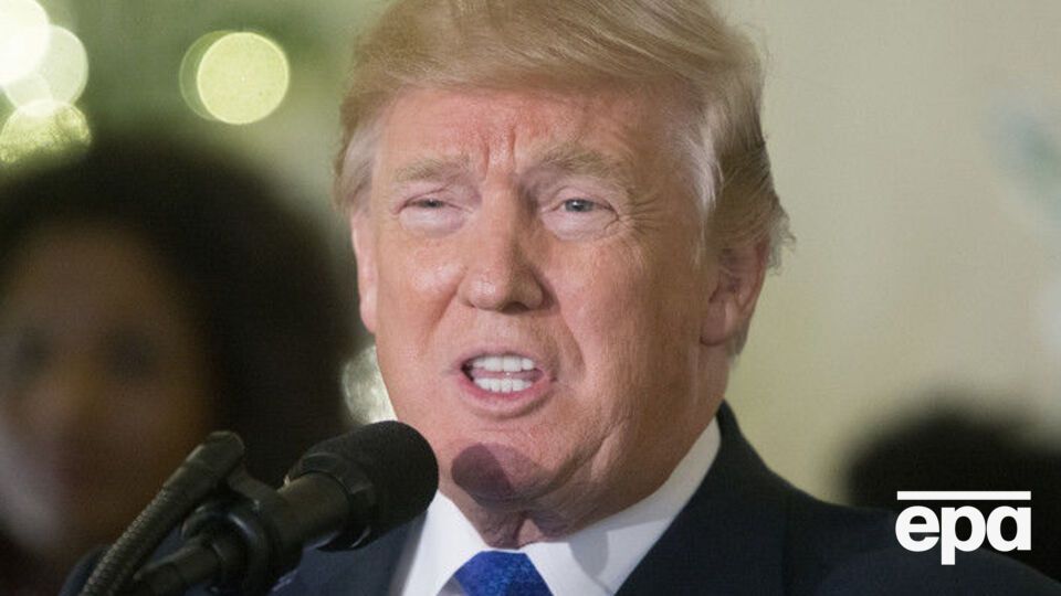 Трамп назвал обвинения в его адрес "фейковыми новостями"