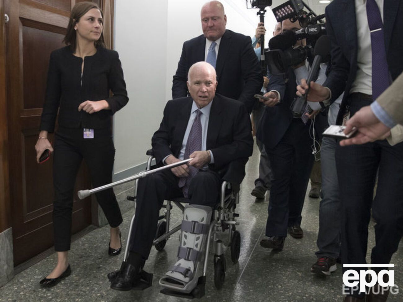 У Маккейна обнаружены "обычные побочные эффекты", заявили в его пресс-службе