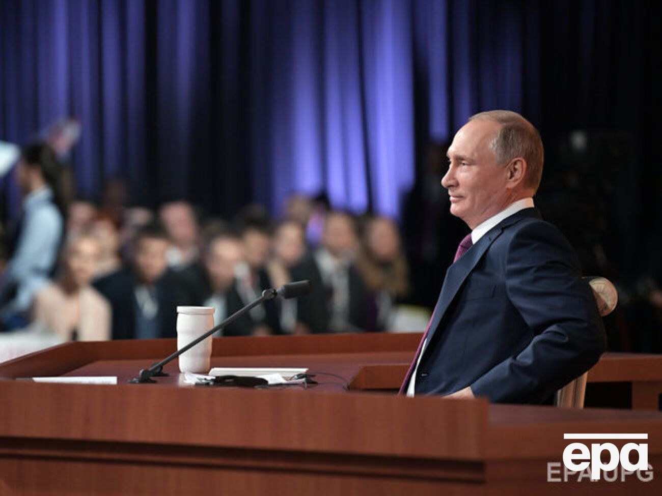 Путін заявив, що РФ не буде виходити з договорів про ракети