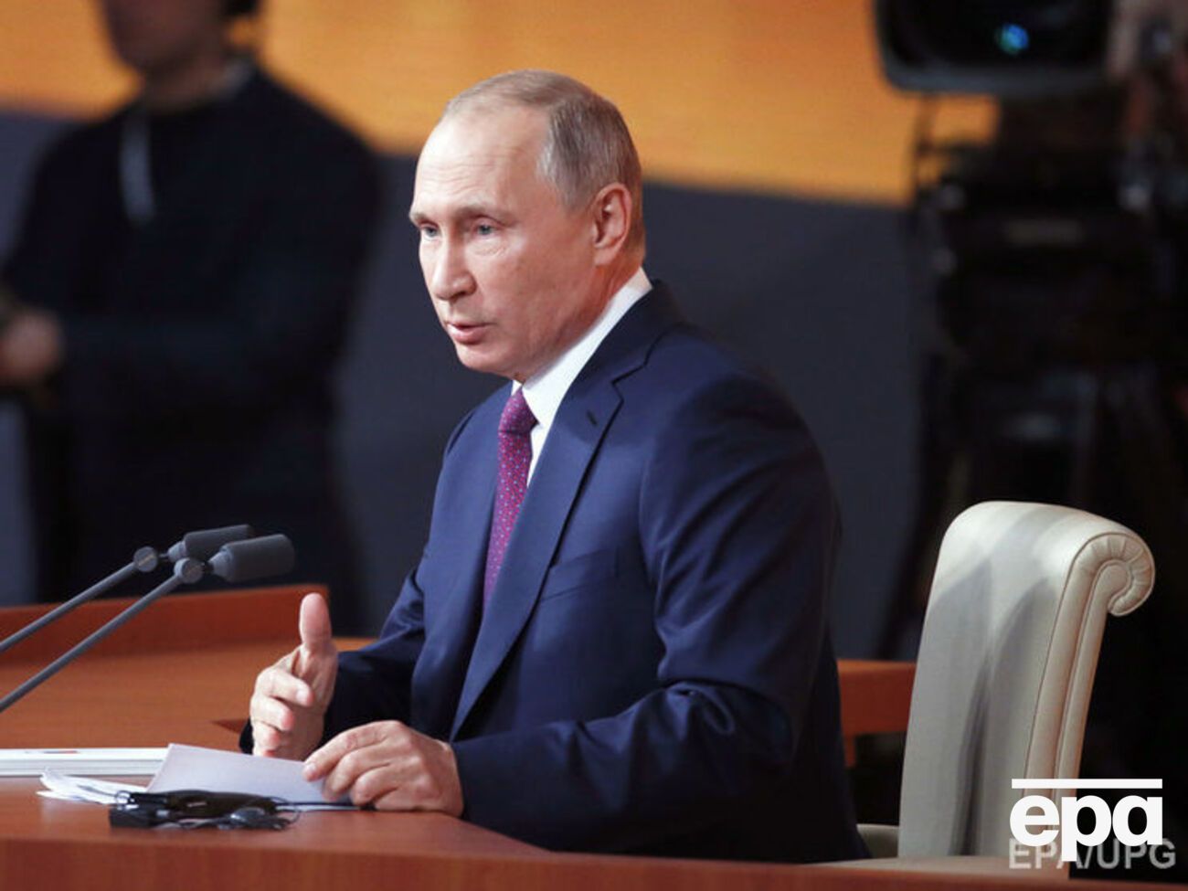 Путін про Саакашвілі: На Україні що, немає справжніх українців?