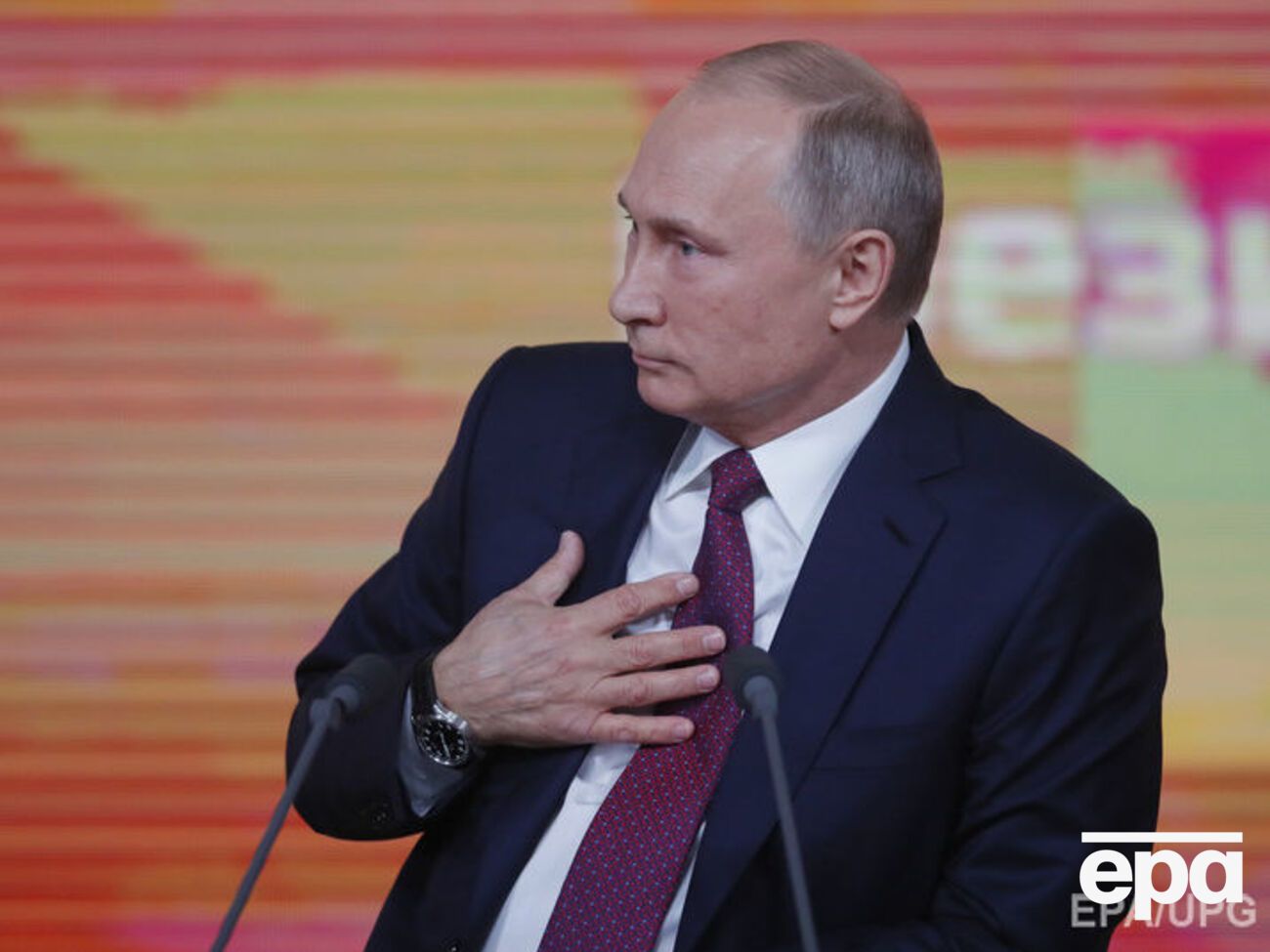 Путін &ndash; Собчак: Ось ви йдете з гаслом "Проти всіх". Це позитивна програма дій?