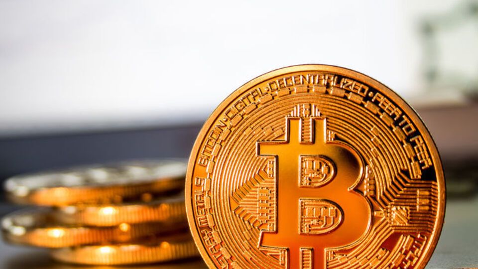 Биткоин может стать основной валютой для теневого бизнеса стран, попавших под санкции