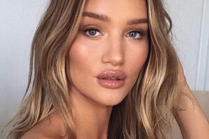 Гантінгтон-Вайтлі: Моя перша зйомка в білизні