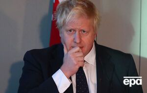 Джонсон выпил персиковый сок из Фукусимы