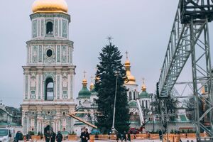 На відкриття ялинки пустять тільки через рамки металошукачів