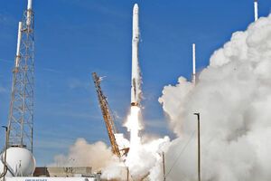 SpaceX успішно запустила корабель Dragon на МКС