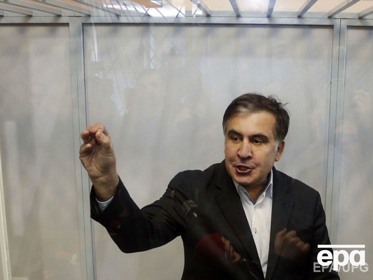 Суд відпустив Саакашвілі 11 грудня