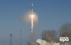 Ракета-носій "Союз" із пілотованим кораблем стартувала з космодрому Байконур у Казахстані