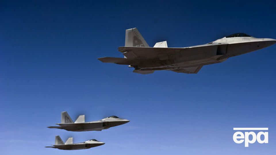 Винищувачі F-22 Raptor буде переміщено в Європу для поліпшення обороноздатності регіону