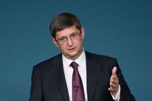 Порошенко призвал Раду внести изменения в бюджет-2018 и Налоговый кодекс, сообщил Ковальчук (на фото)