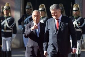 Порошенко и Марсело ди Соза провели встречу в Португалии 18 декабря