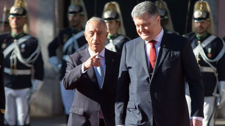 Порошенко и Марсело ди Соза провели встречу в Португалии 18 декабря