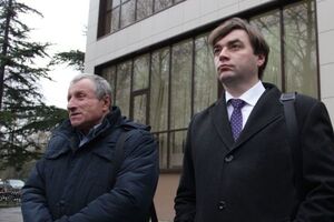 Семена (ліворуч) і Попков брали участь у засіданні "Верховного суду" Криму