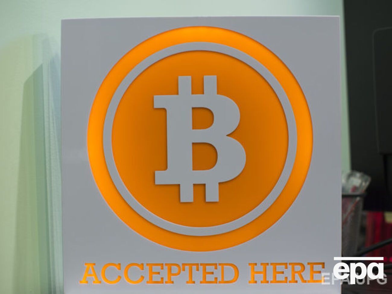 СБУ шукала у засновника Forklog "обмінник біткоінів"