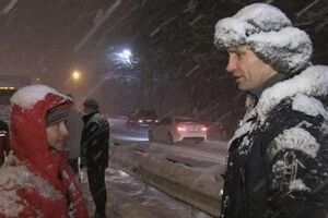 Віталій Кличко: Шини, на яких фури виїхали на маршрути, не відповідають вимогам