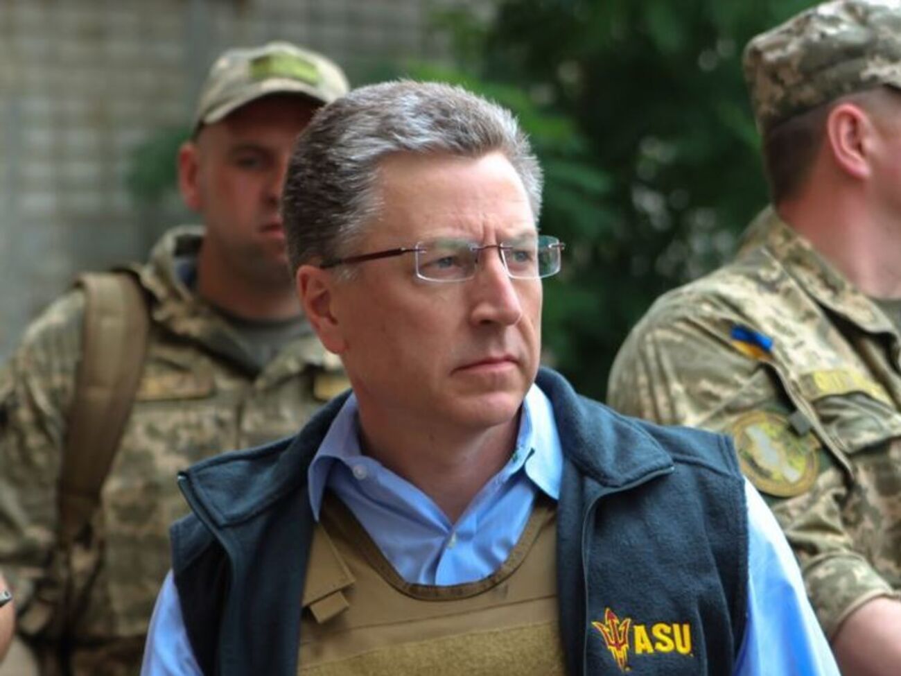 Волкер: Порушення режиму припинення вогню є жахливими