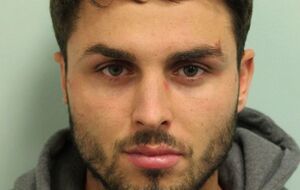 Коллинз разлил кислоту в ночном клубе