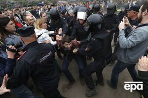 Троє російських активістів попросили притулку в Україні