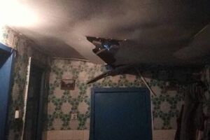 Хозяева жилища в момент обстрела находились дома