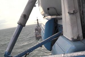 Вертолеты морской авиации ВМС ВСУ отработали элементы посадки на палубу американского корабля